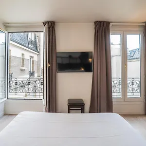 Hotel De Flore - Montmartre, Paříž
