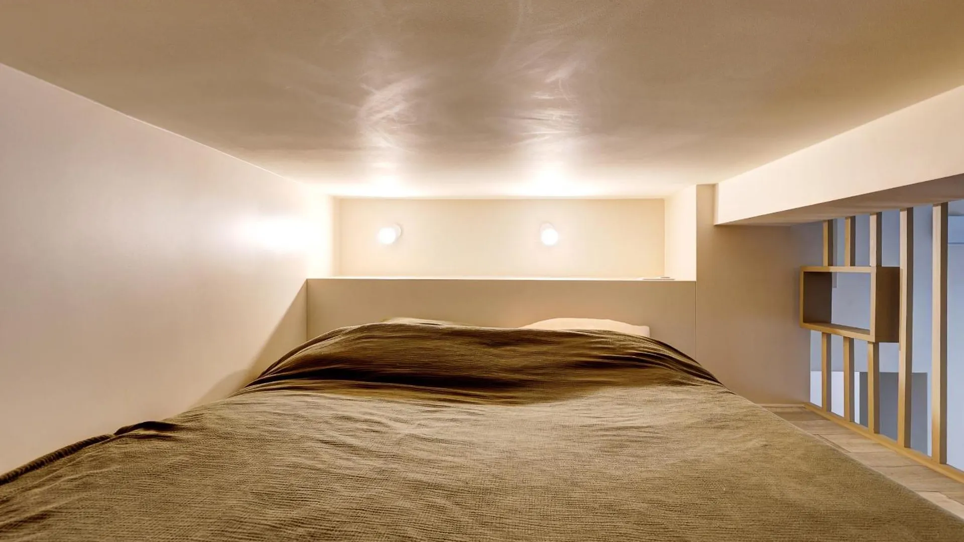 Coco Meulin Rouge Apartment Paris 0*,  France
